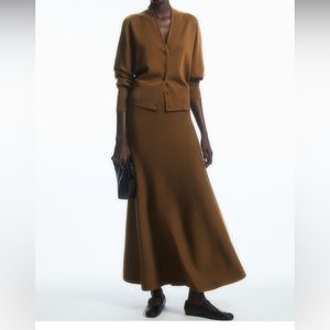 NWT Cos knotted midi skirt